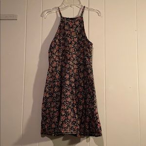 Forever 21 Floral Dress ⭐️